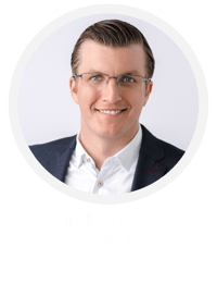 Andrew-Argue-headshot-with-name-circle