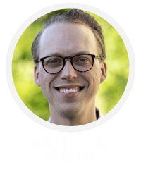 Taylor-wells-headshot-with-name-circle