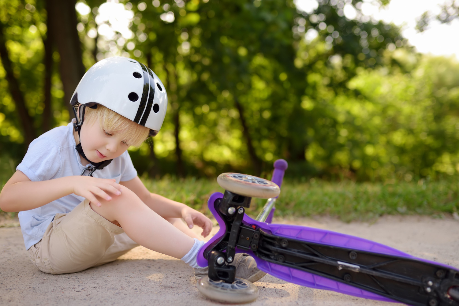 toddler-boy-safety-helmet-learning-ride-scooter